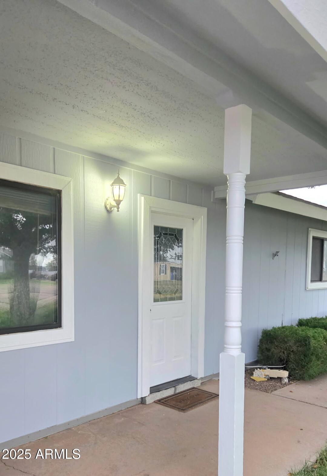1110 Ranch Road Taylor, AZ 85939 - Photo 3 of 19 a view of a hallway with a elevator