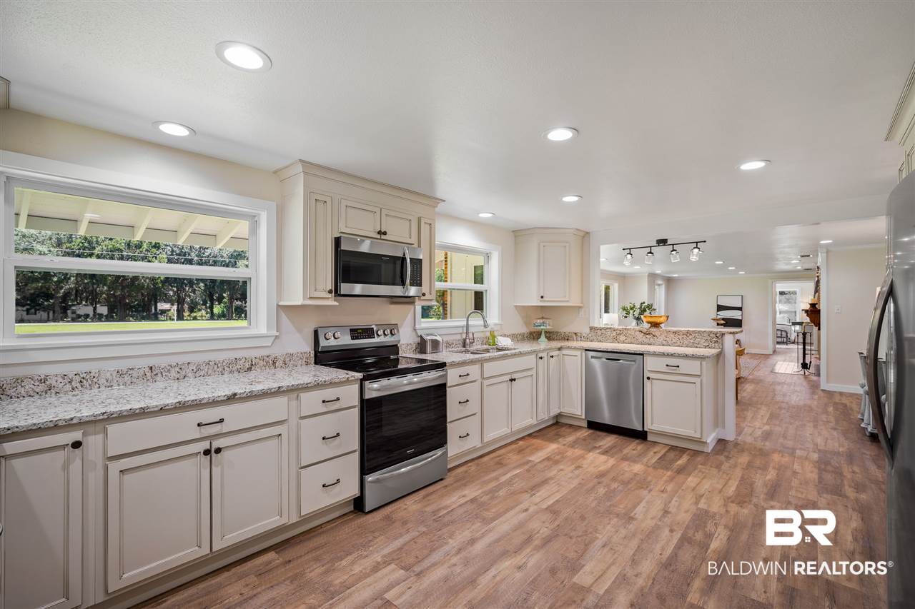 16475 D River Park Road Fairhope, AL 36532 - Photo 7 of 31