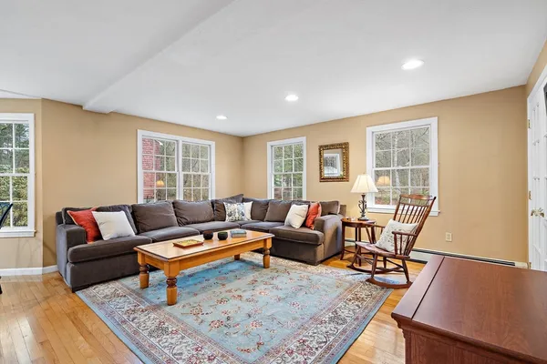 $750,000 | 108 Harvard Road, Stow, MA 01775