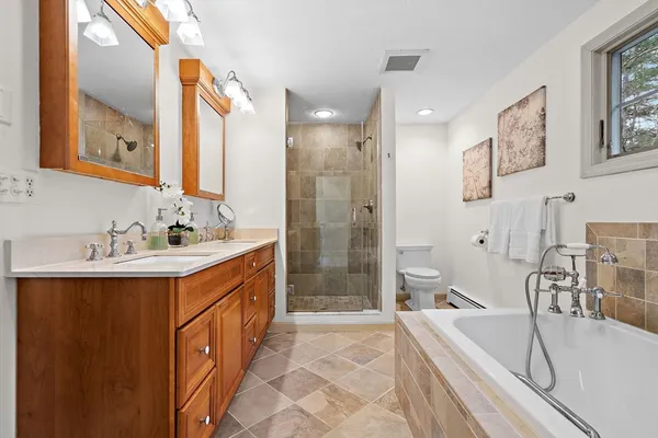 $750,000 | 108 Harvard Road, Stow, MA 01775