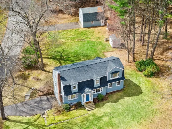 $750,000 | 108 Harvard Road, Stow, MA 01775
