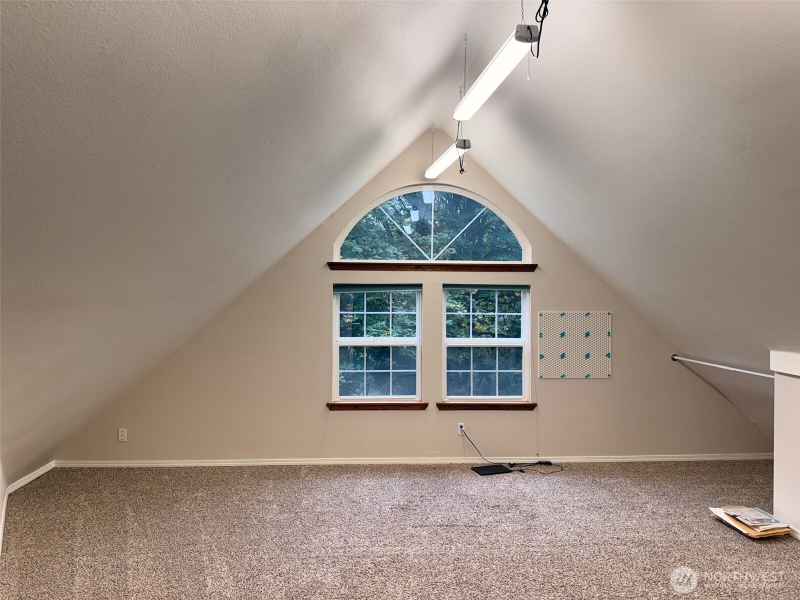 14444 Crescent Valley Road Southeast Olalla, WA 98359 - Photo 18 of 31 an empty room with windows