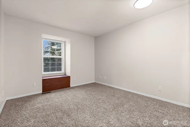 $925,000 | 14444 Crescent Valley Road Southeast, Olalla, WA 98359