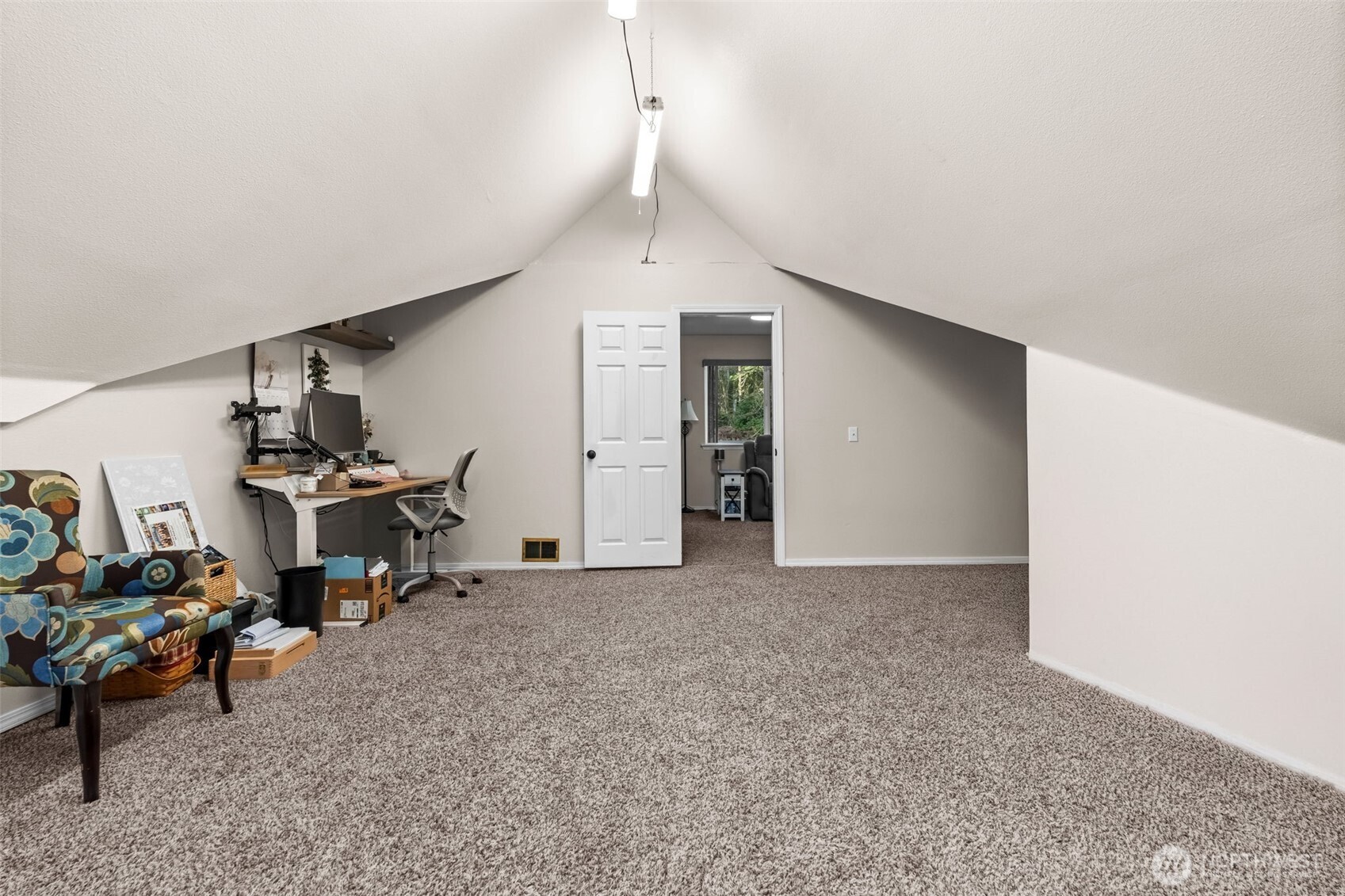 14444 Crescent Valley Road Southeast Olalla, WA 98359 - Photo 28 of 39 Gallery Image 28