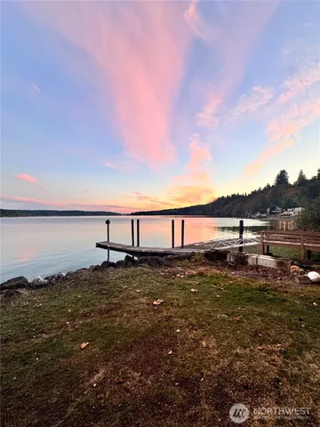 $925,000 | 14444 Crescent Valley Road Southeast, Olalla, WA 98359