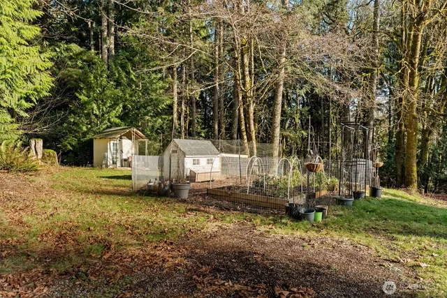 $925,000 | 14444 Crescent Valley Road Southeast, Olalla, WA 98359