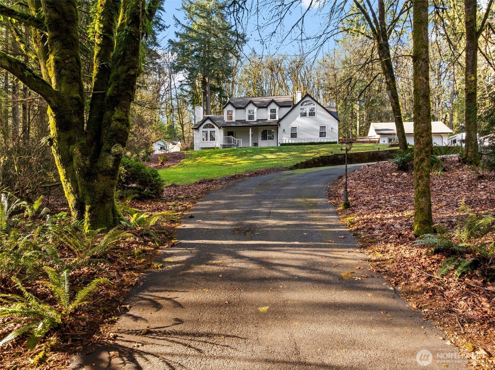 14444 Crescent Valley Road Southeast Olalla, WA 98359 - Photo 4 of 39 Gallery Image 4