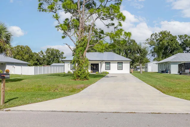 $400,000 | 1014 Southwest 11th Street, Okeechobee, FL 34974