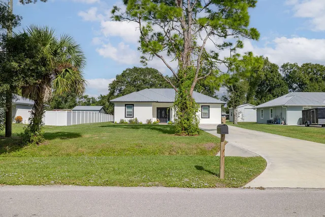 $400,000 | 1014 Southwest 11th Street, Okeechobee, FL 34974