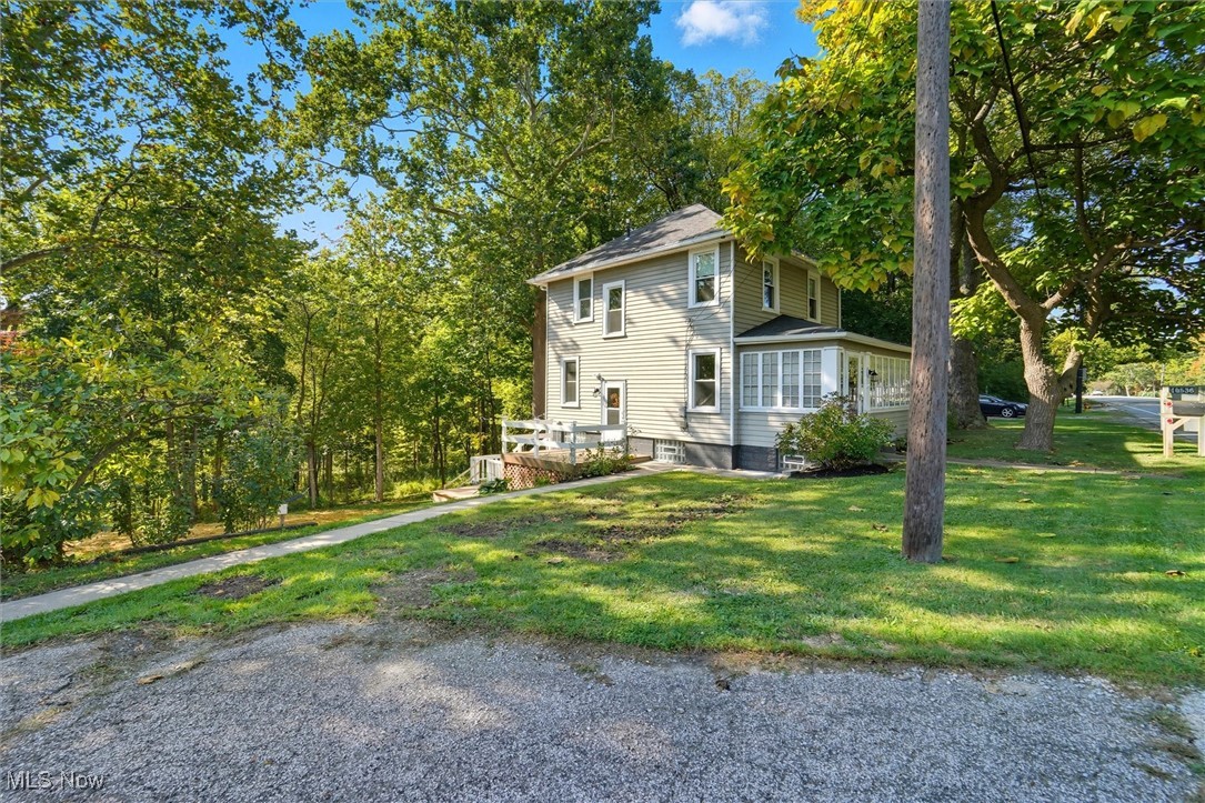 10536 Johnnycake Ridge Road Painesville, OH 44077 - Photo 2 of 40