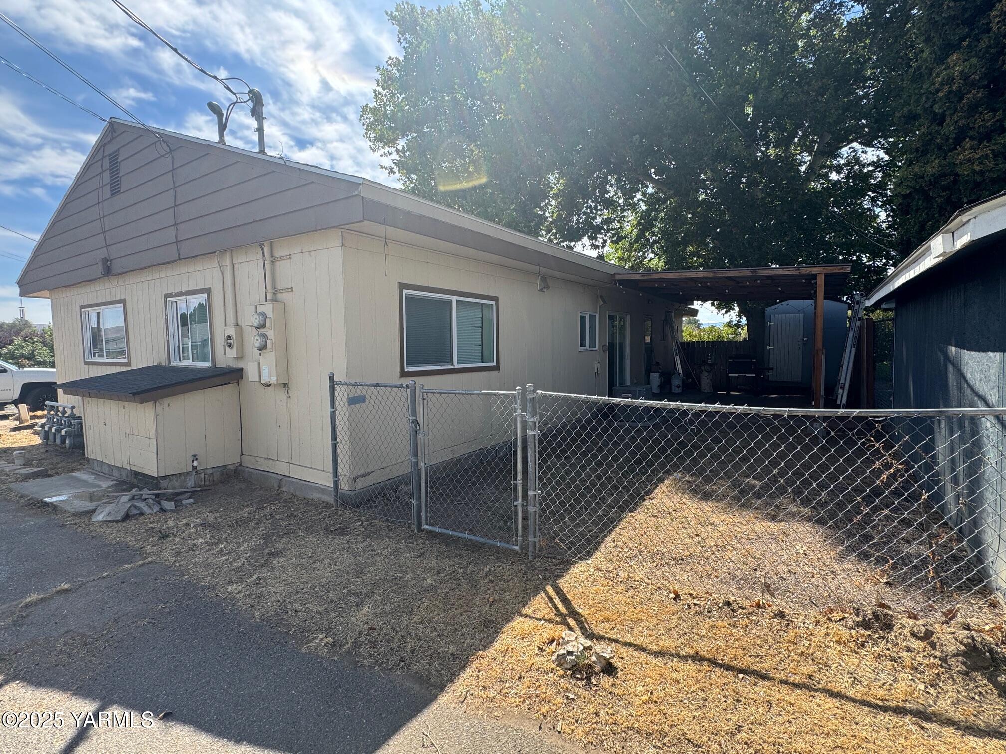 7209 MacLaren Way Yakima, WA 98908 - Photo 5 of 18