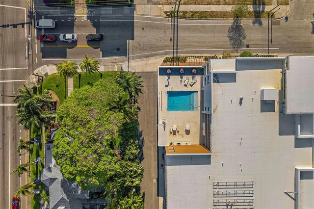 a picture of a door of the house