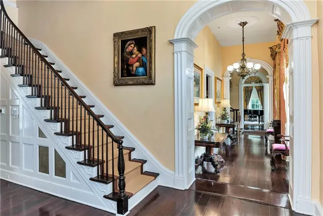 $2,985,000 | 201 Lower Woodville Road, Natchez, MS 39120