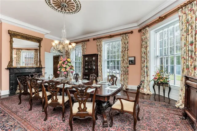 $2,985,000 | 201 Lower Woodville Road, Natchez, MS 39120