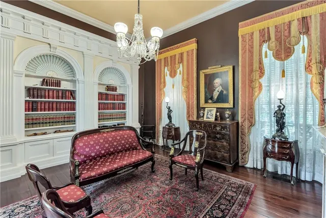 $2,985,000 | 201 Lower Woodville Road, Natchez, MS 39120