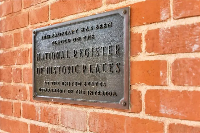 $2,985,000 | 201 Lower Woodville Road, Natchez, MS 39120