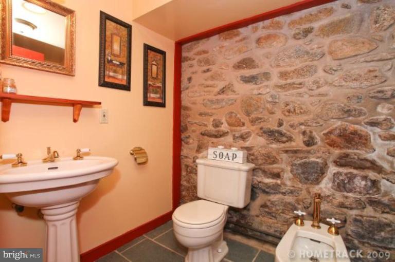 831 Warren Road Cockeysville, MD 21030 - Photo 14 of 30 Bath #3