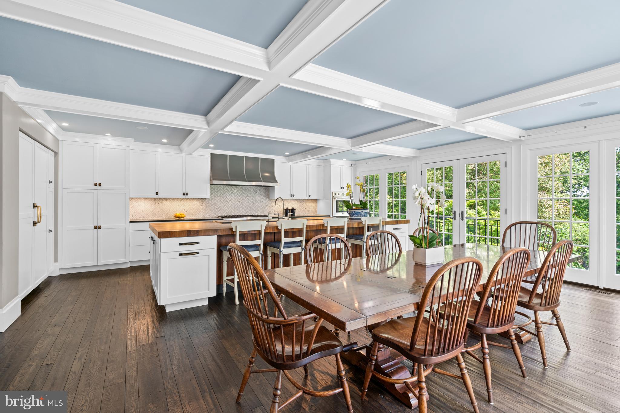 2601 Foxhall Road Northwest Washington, DC 20007 - Photo 11 of 38 Eat-In Kitchen