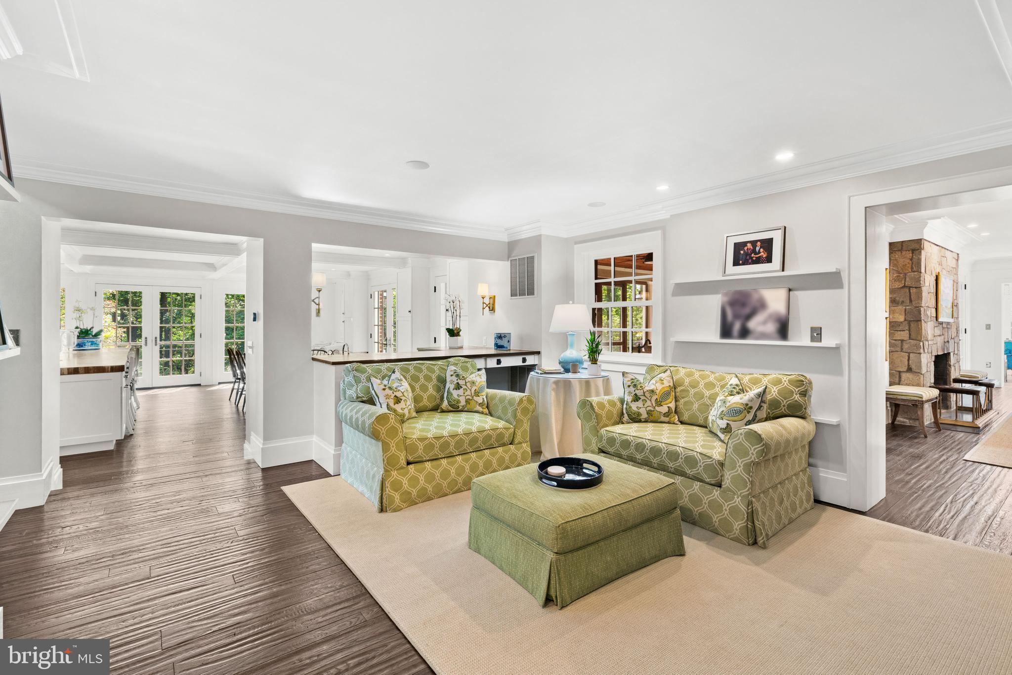 2601 Foxhall Road Northwest Washington, DC 20007 - Photo 15 of 38 Sitting Room