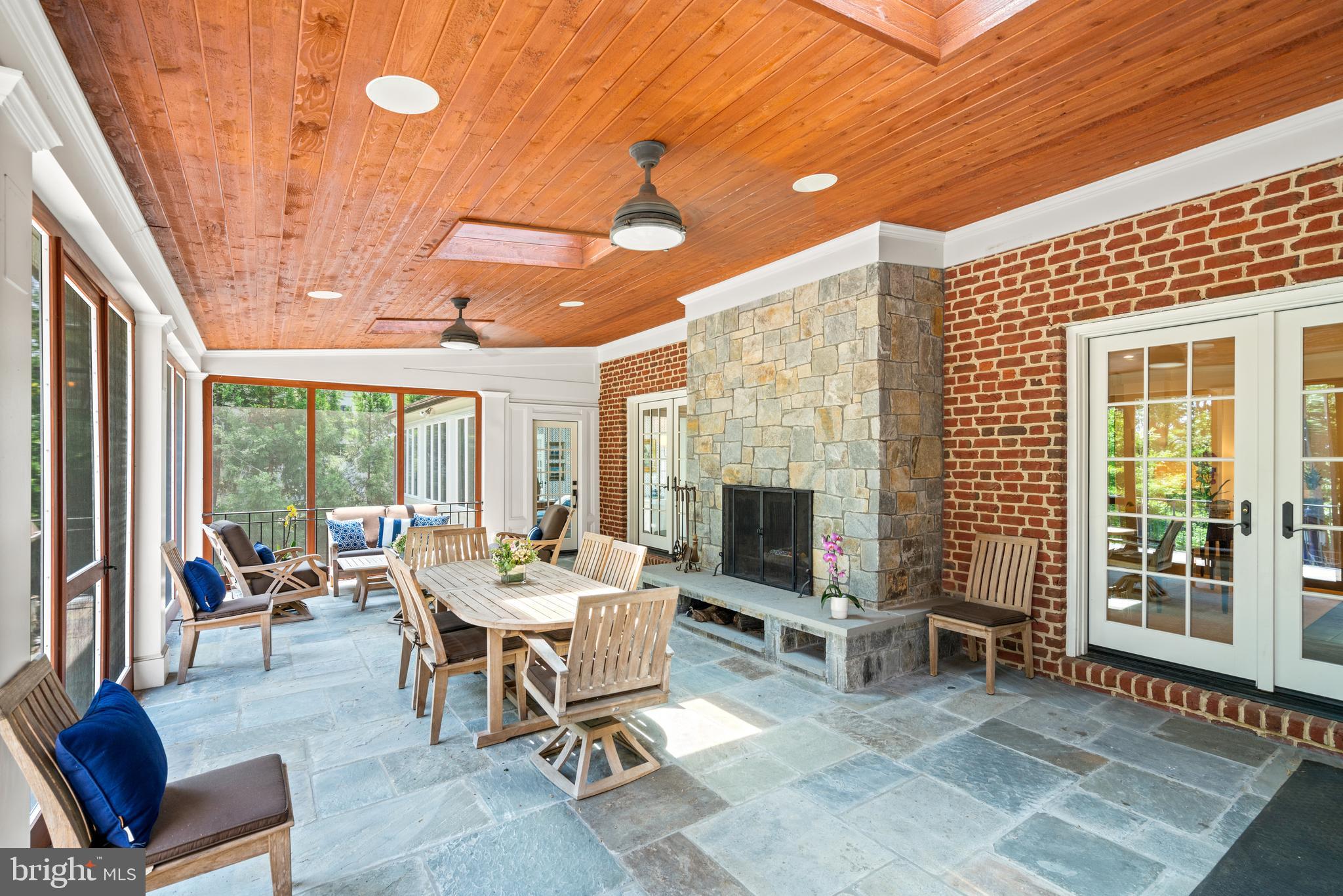 2601 Foxhall Road Northwest Washington, DC 20007 - Photo 18 of 38 Sunroom