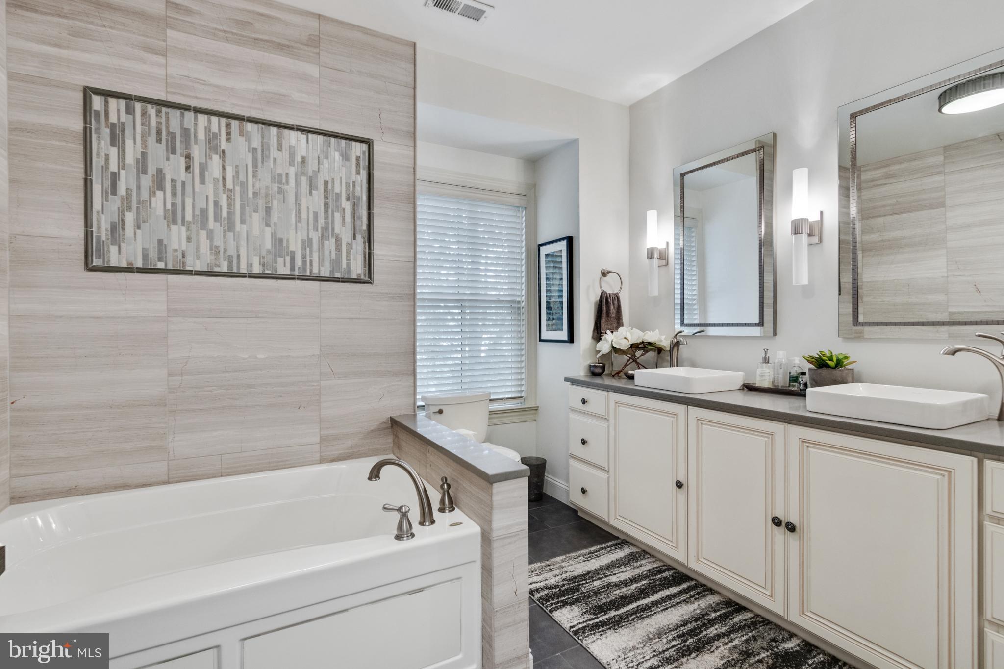 900 Radcliffe Street, Unit D Bristol, PA 19007 - Photo 23 of 40