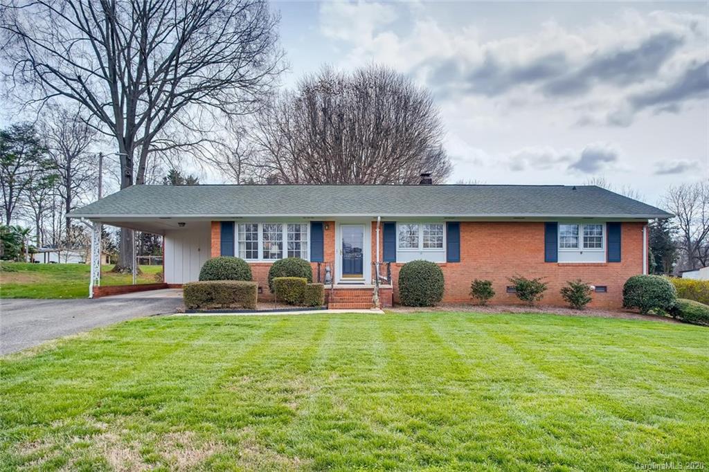 208 Lane Road Mount Holly, NC 28120 - Photo 1 of 28 Gallery Image 1