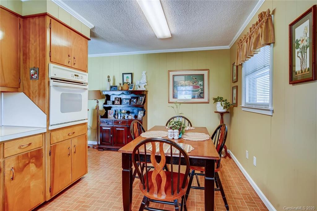 208 Lane Road Mount Holly, NC 28120 - Photo 11 of 28 Gallery Image 11
