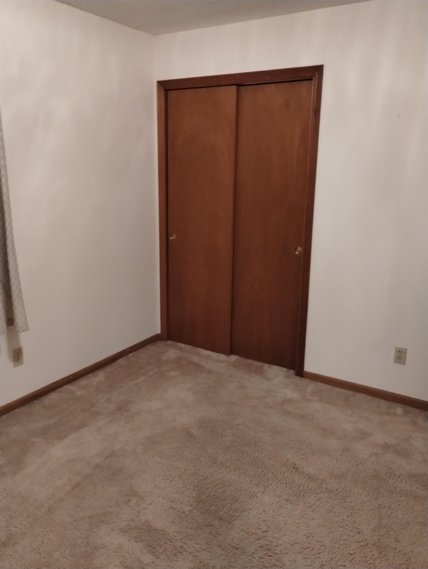 6164 Weaver Road Rockford, IL 61114 - Photo 11 of 17 Gallery Image 11
