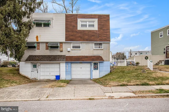 $335,000 | 811 Lawler Street, Philadelphia, PA 19116