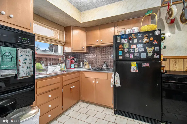 $335,000 | 811 Lawler Street, Philadelphia, PA 19116