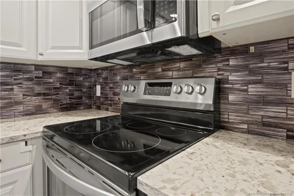 $275,000 | 1800 Southeast St Lucie Boulevard, Unit 12201, Stuart, FL 34996