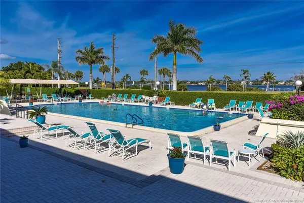$275,000 | 1800 Southeast St Lucie Boulevard, Unit 12201, Stuart, FL 34996