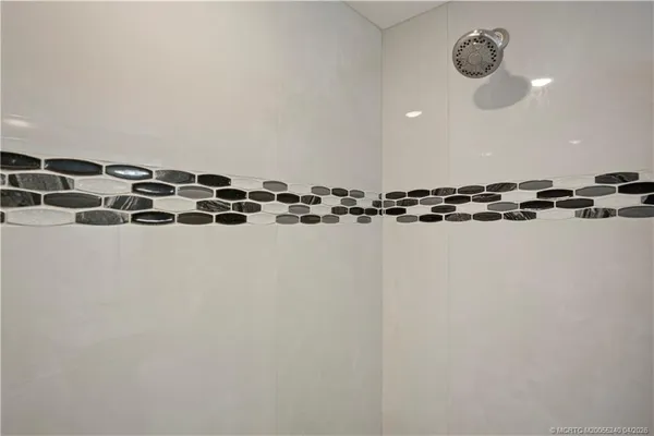 $275,000 | 1800 Southeast St Lucie Boulevard, Unit 12201, Stuart, FL 34996