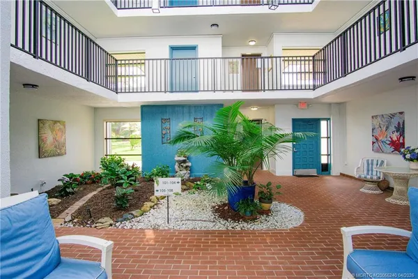 $275,000 | 1800 Southeast St Lucie Boulevard, Unit 12201, Stuart, FL 34996