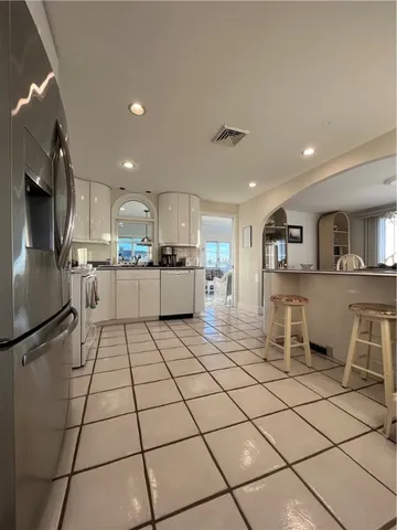 $15,000 | 17 Chartier Circle, Newport, RI 02840