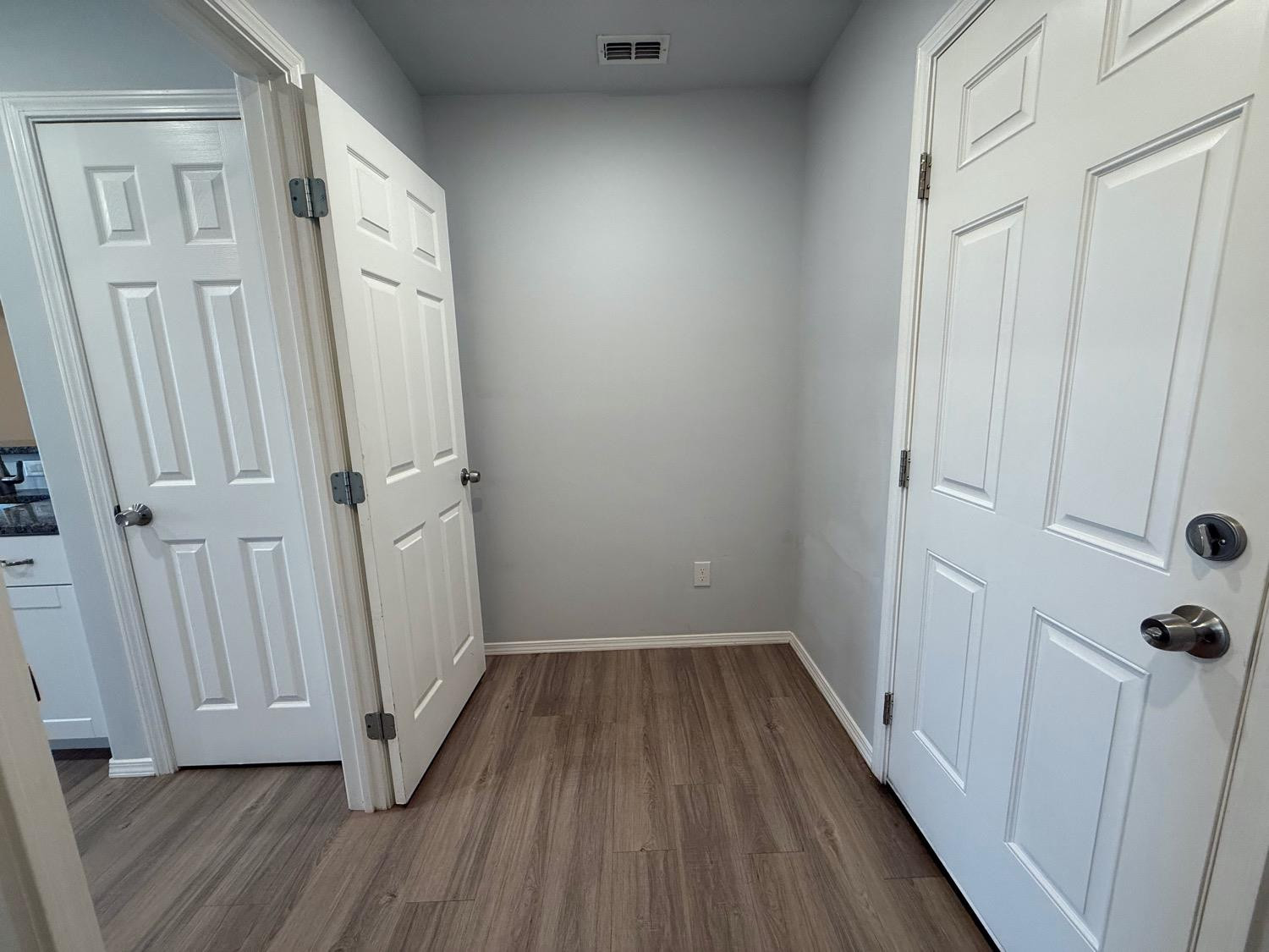 8429 10th Place Lubbock, TX 79416 - Photo 12 of 36 Photo 12