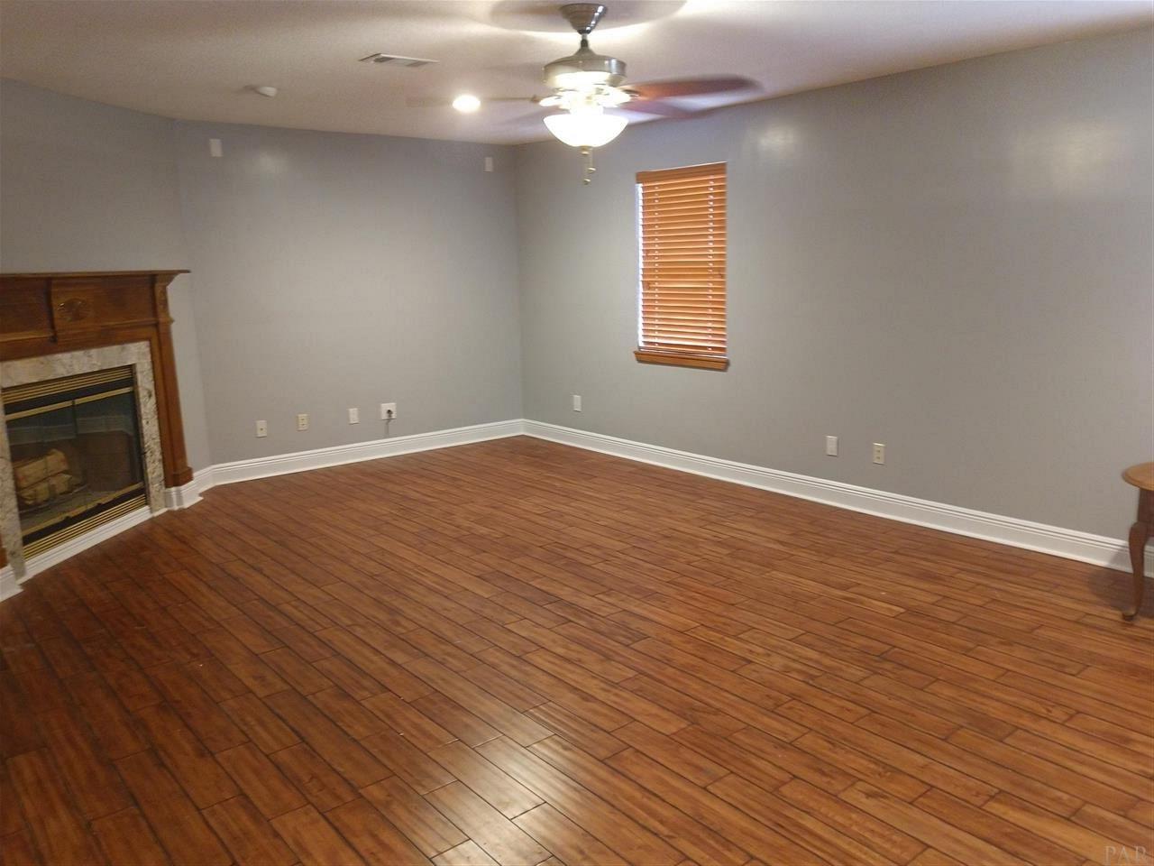 5735 Muldoon Road Pensacola, FL 32526 - Photo 12 of 29 Gallery Image 12