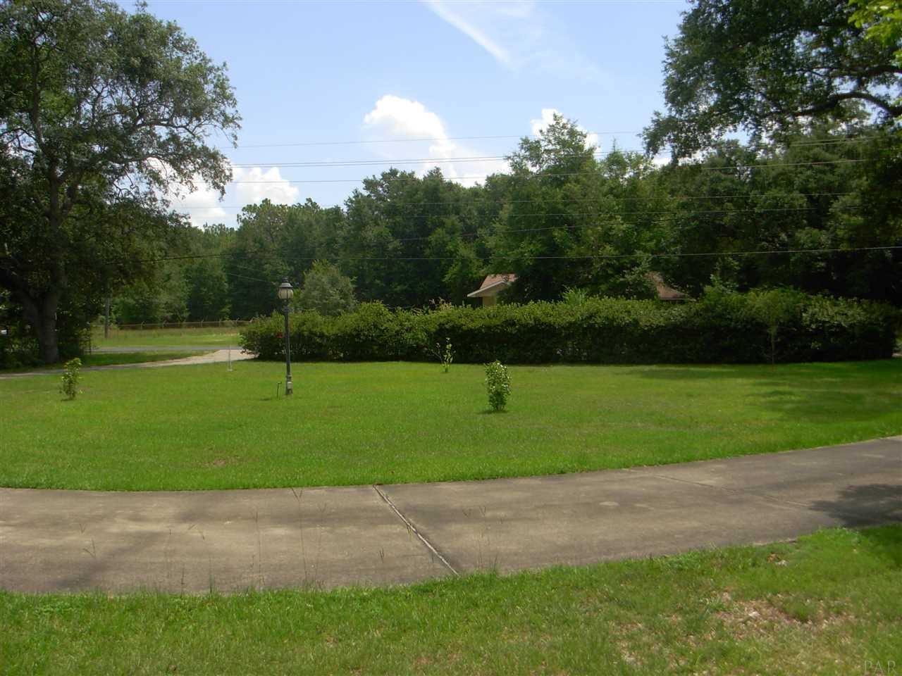5735 Muldoon Road Pensacola, FL 32526 - Photo 29 of 29 Gallery Image 29