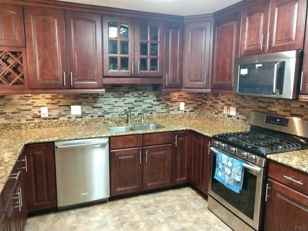5735 Muldoon Road Pensacola, FL 32526 - Photo 9 of 29 Gallery Image 9