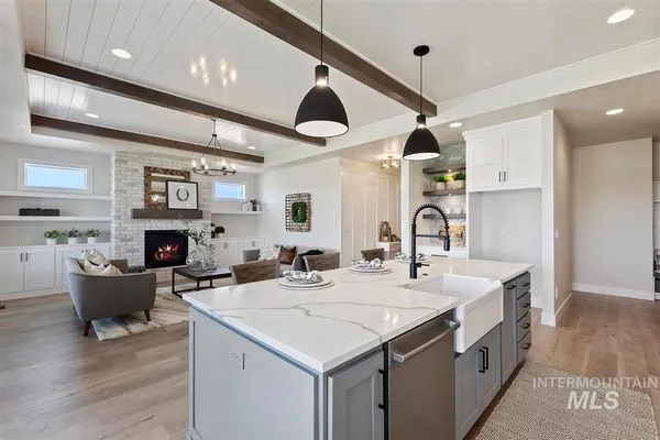 $814,900 | 7132 East Chicken Hawk Loop, Nampa, ID 83686