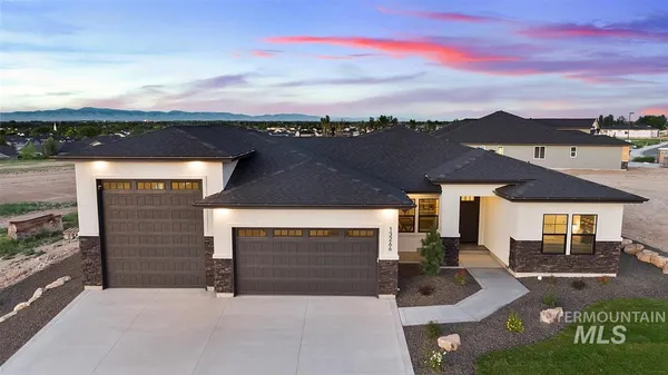 $814,900 | 7132 East Chicken Hawk Loop, Nampa, ID 83686