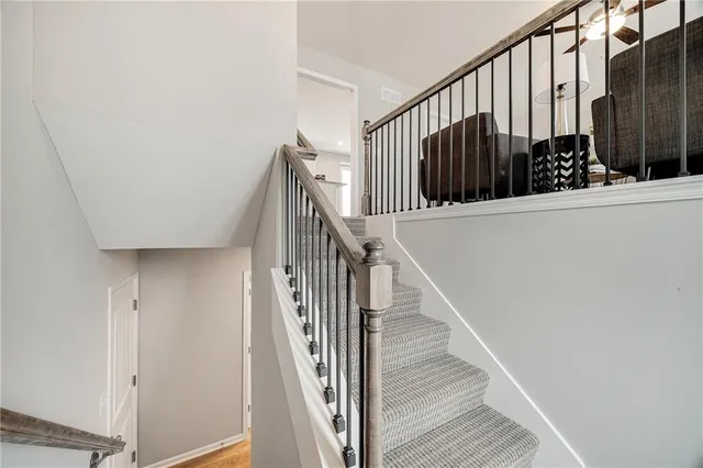 $349,900 | 604 Foxglove Lane, Raymore, MO 64083