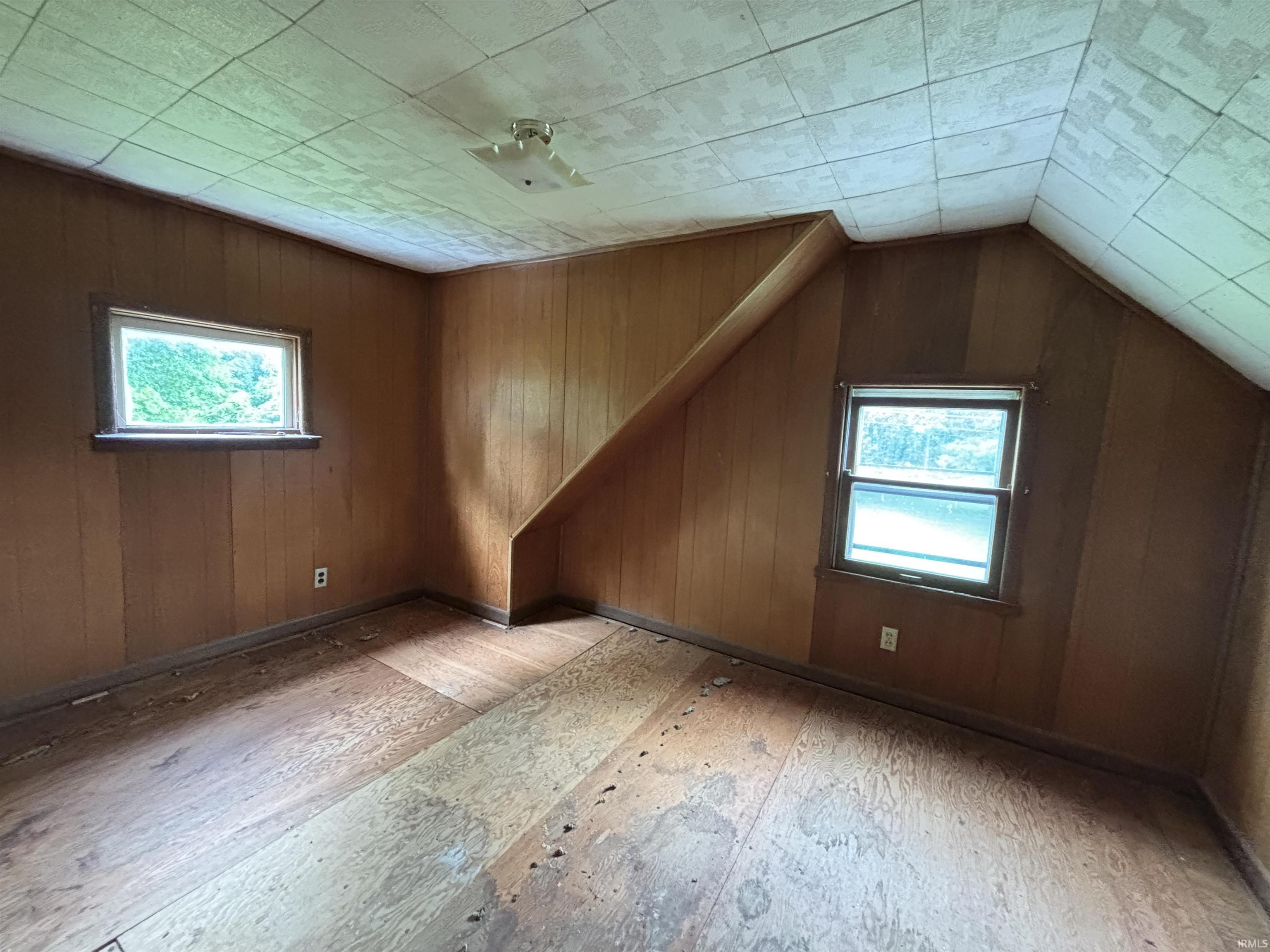 2526 Beineke Road Fort Wayne, IN 46808 - Photo 11 of 16