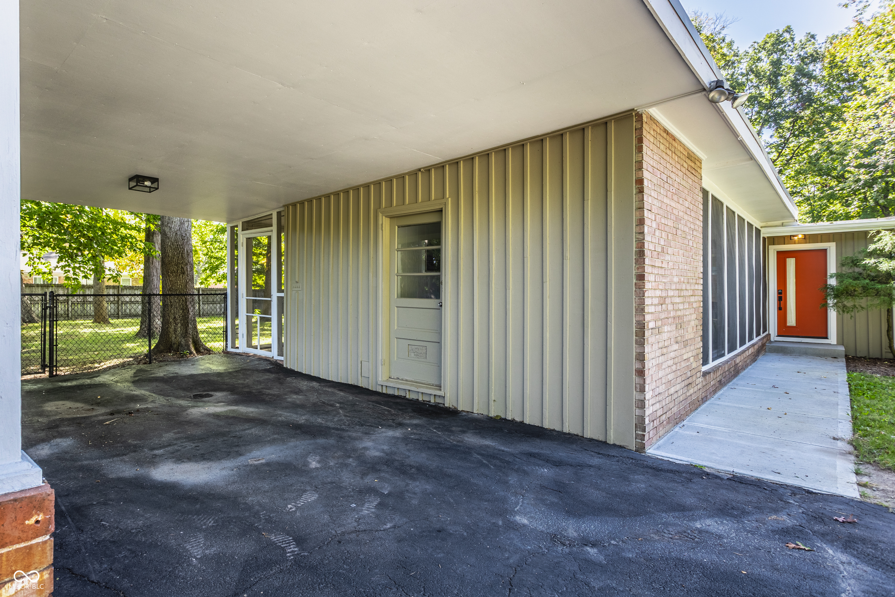10399 Ruckle Street Carmel, IN 46280 - Photo 28 of 36 Gallery Image 28