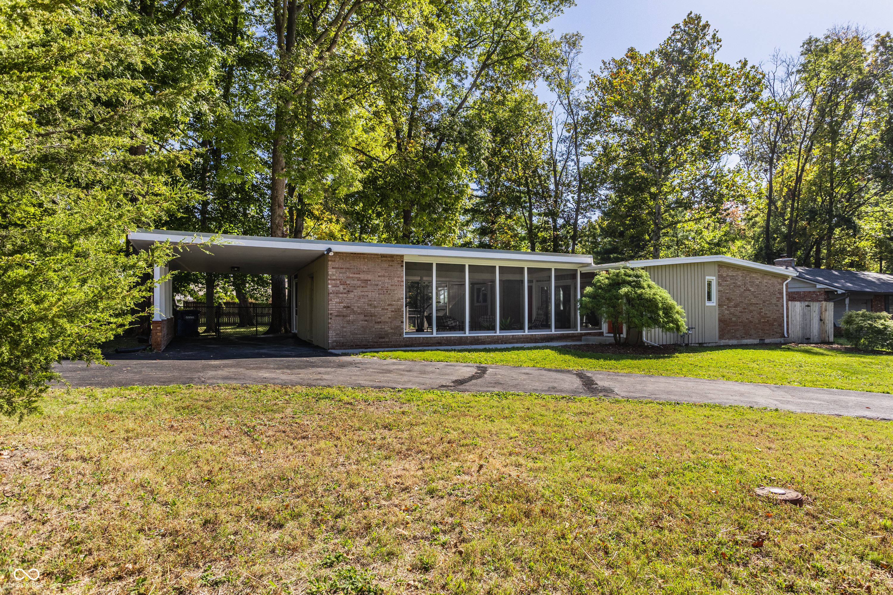 10399 Ruckle Street Carmel, IN 46280 - Photo 3 of 36 Gallery Image 3