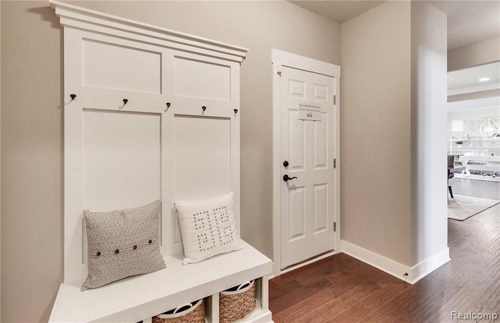 2169 Logan Drive Rochester Hills, MI 48309 - Photo 11 of 22
