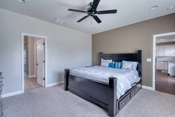 $449,900 | 5509 Camden Drive, Newburgh, IN 47630