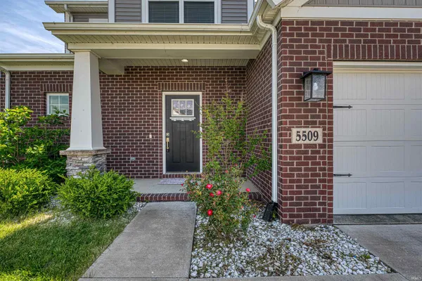 $449,900 | 5509 Camden Drive, Newburgh, IN 47630