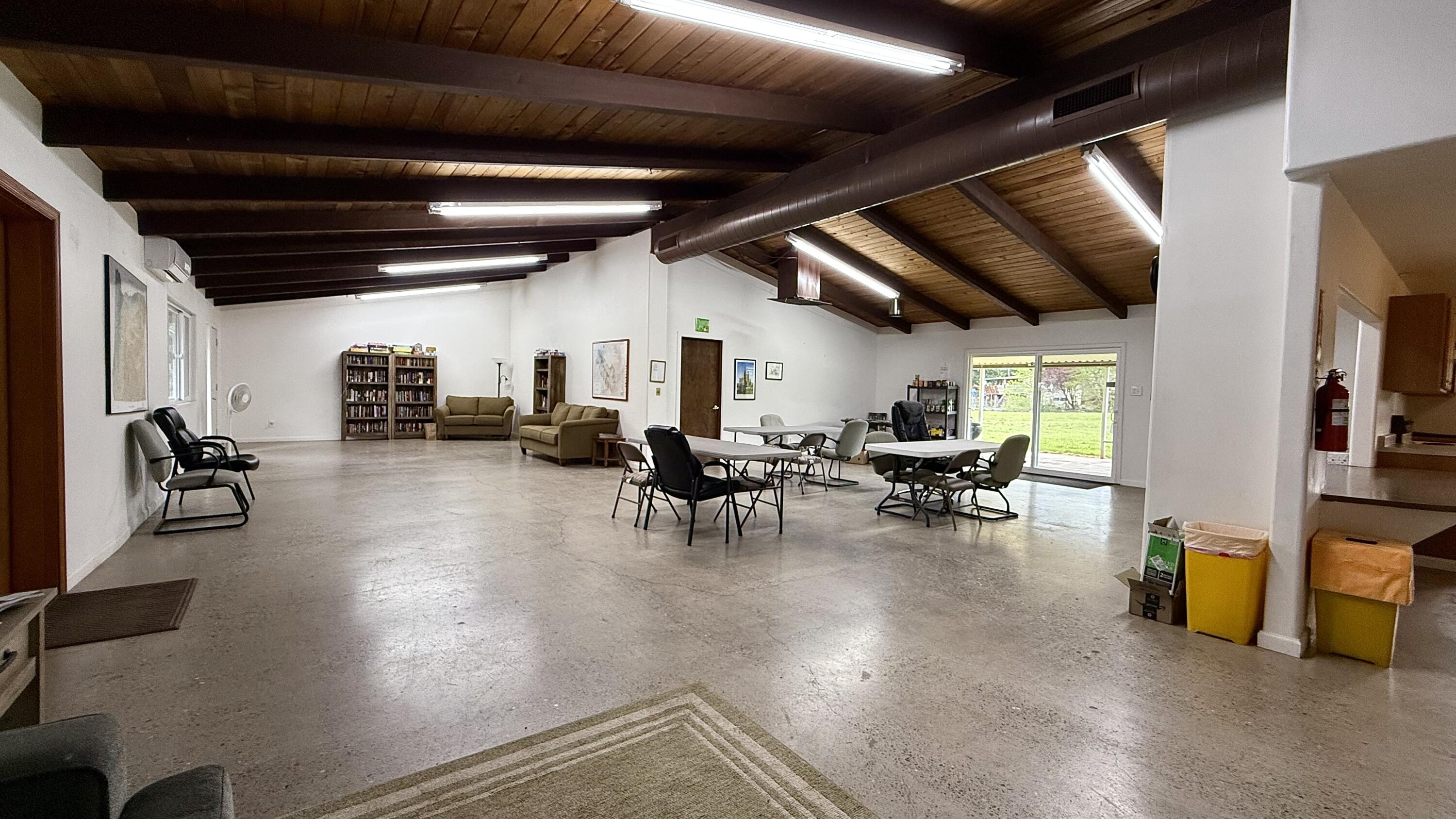8401 Old Stage Road, Unit 13 Central Point, OR 97502 - Photo 60 of 63 Clubhouse