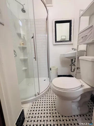 $1,200 | 324 Curtis Street, Meriden, CT 06450